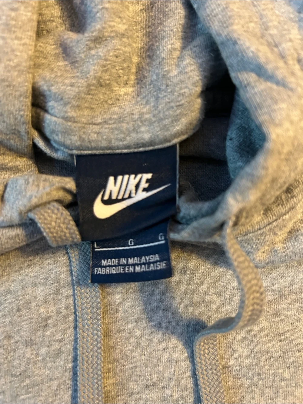 Nike Light Gray Drawstring Pullover Hoodie with White Swoosh Youth large